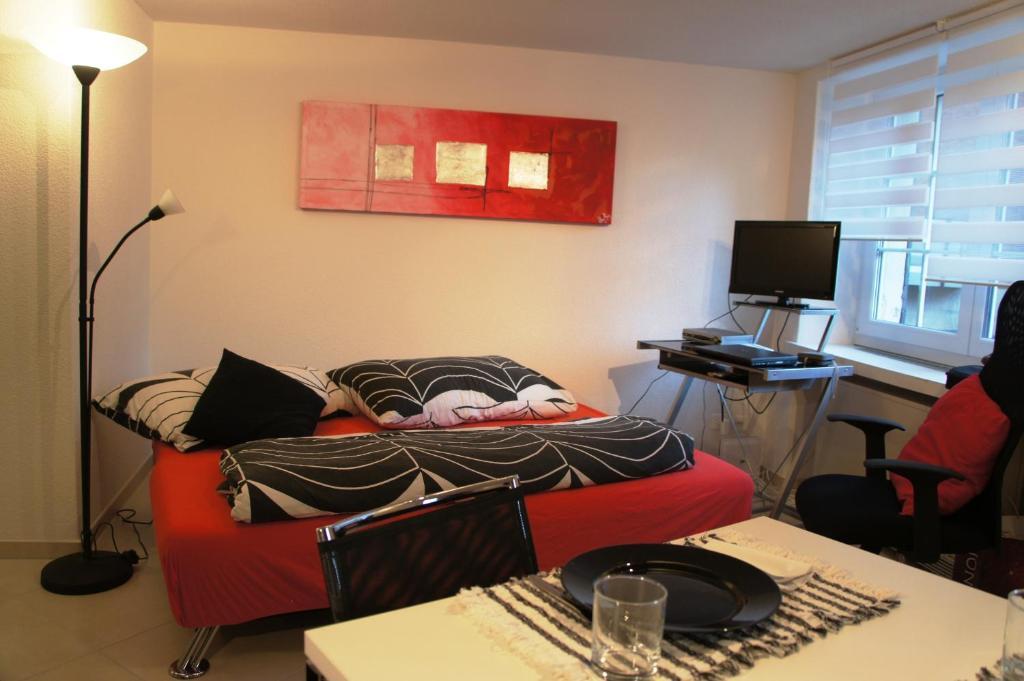 Studio-Appartment Horgen Ruang foto